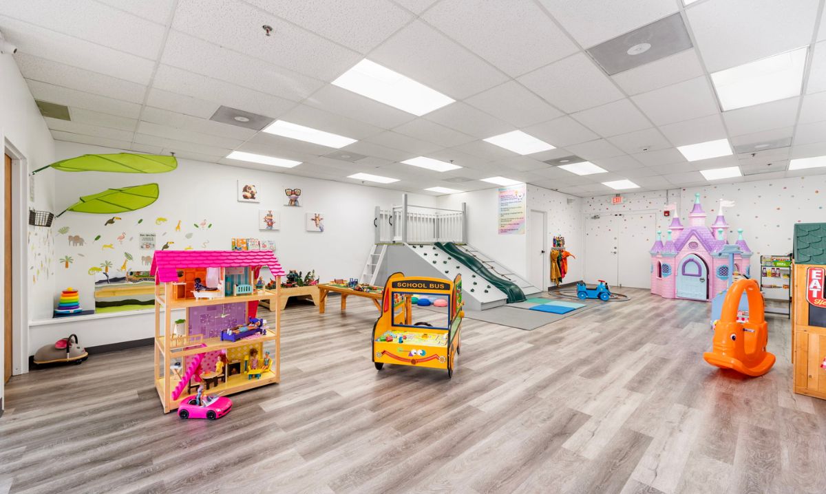 The Definitive Guide to Indoor Play Areas In Chicago: Cost, Materials & Top Vendors