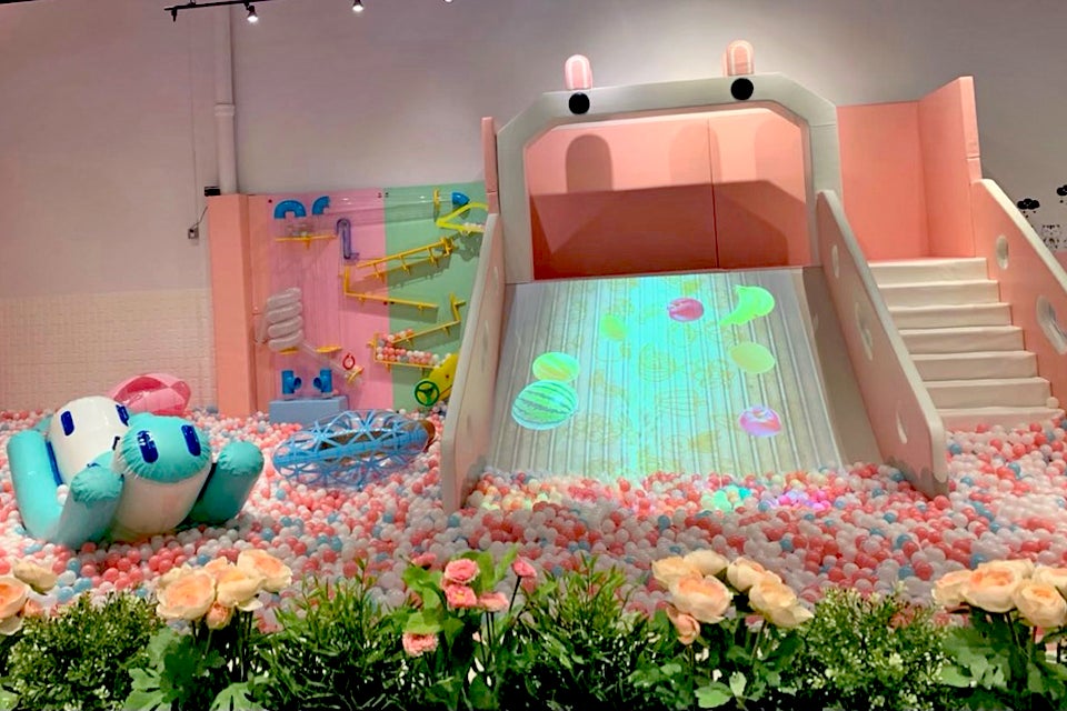 Featured image for the indoor playground queens guide