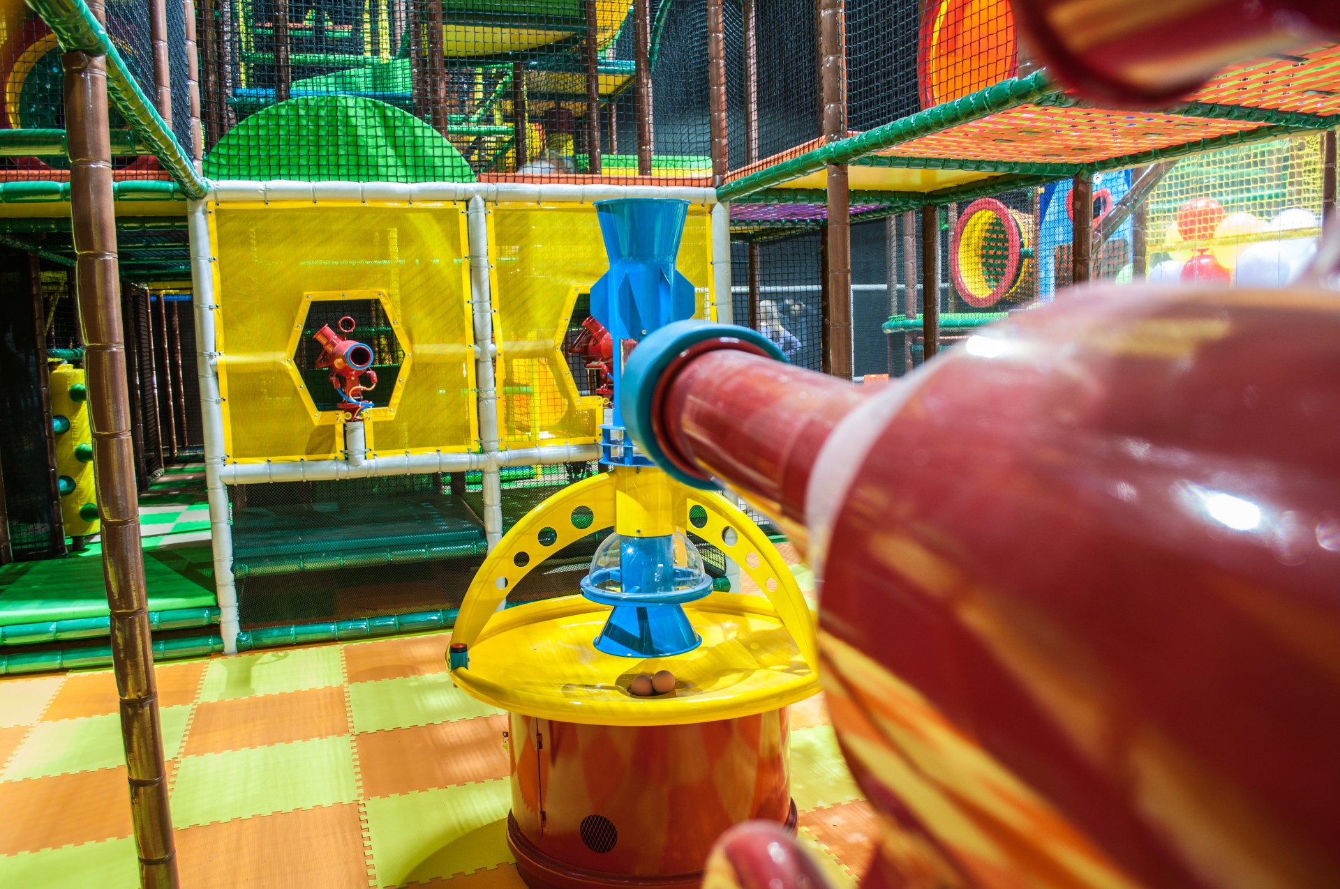 Choosing Your Indoor Playground Supplier: Key Specs to Compare in 2025