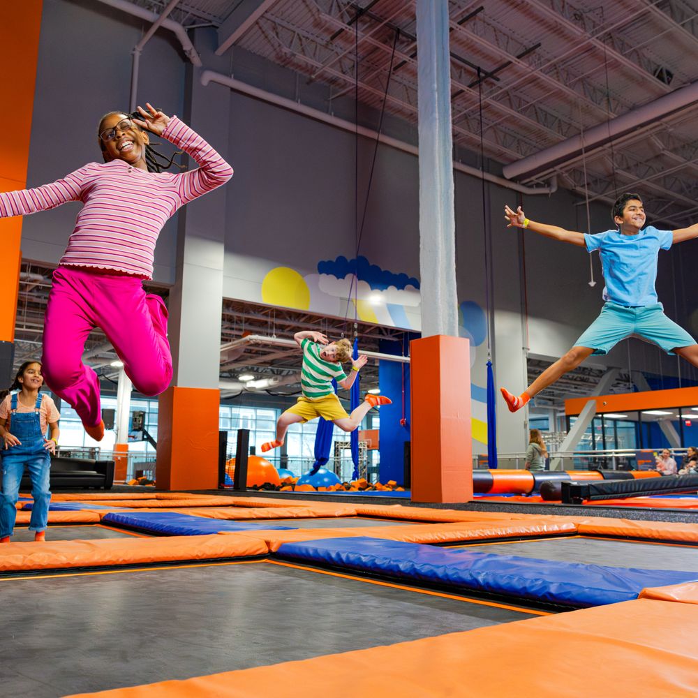 Featured image for the indoor trampoline park kansas city missouri guide