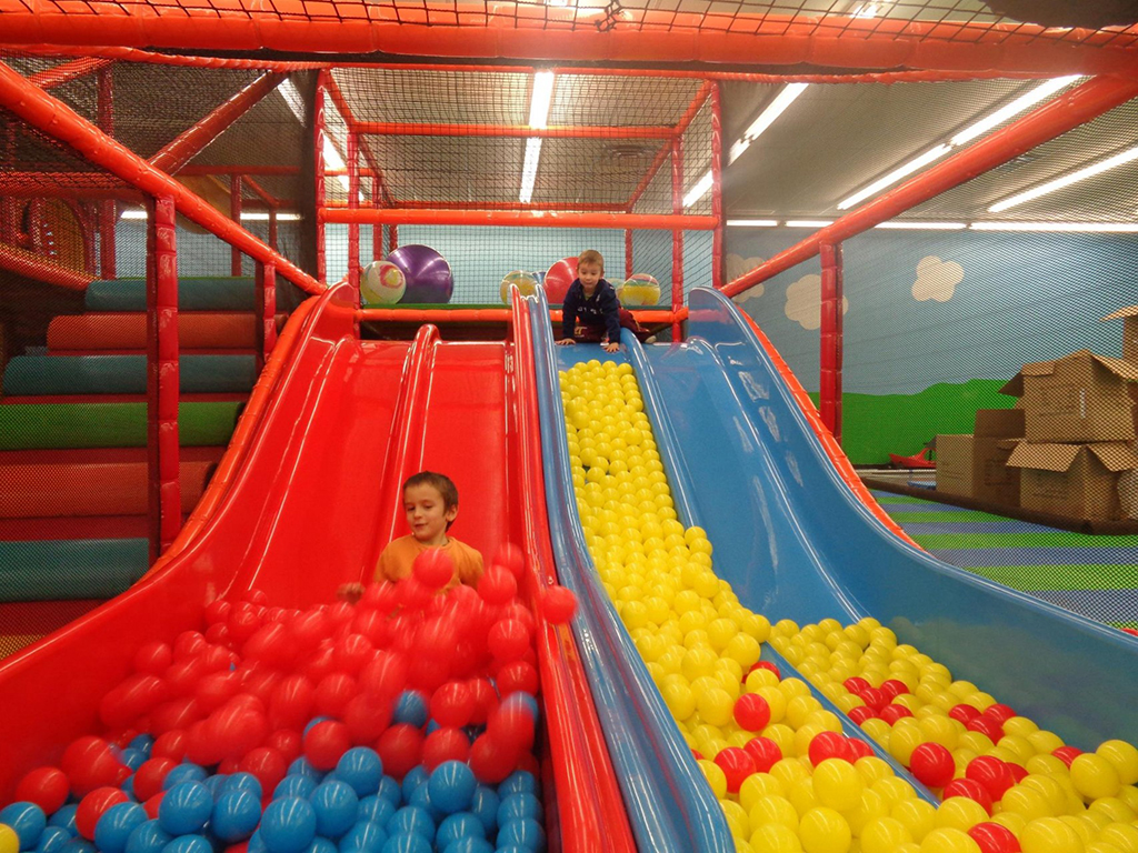 Featured image for the top-rated indoor playgrounds in the u.s. guide