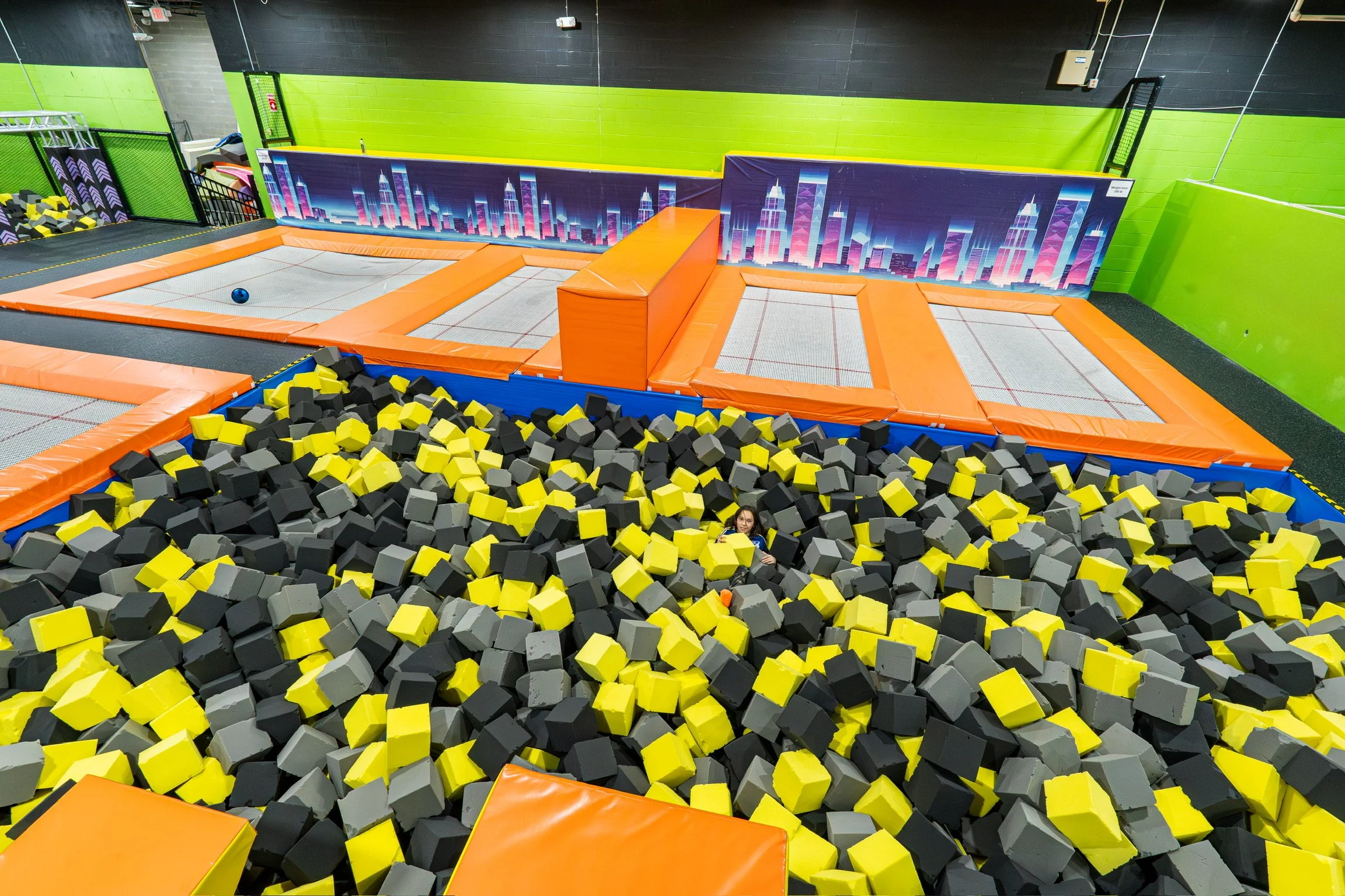 Featured image for the trampoline park tulsa ok guide