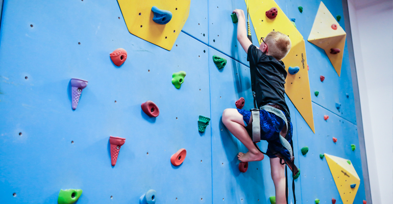 Featured image for the kids indoor climbing guide